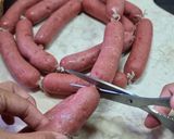 Foto langkah ke 7 dari resep Homemade Chicken Bratwurst.