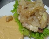 Foto del paso 8 de la receta: Sándwich de pollo y cebollas grilladas🥪🧀🍗