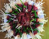 Hình bước làm 1 của món Bò cuộn nấm kim châm