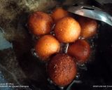 A picture of step 4 of Mawa gulab jamun.