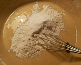 Foto del paso 7 de la receta: Bizcocho de limon y canela, con almendras fritas saladas