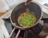 A picture of step 2 of Gajar nu chhin / sambharo.