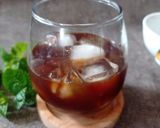 Foto langkah ke 3 dari resep Cranberry Americano.
