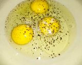 Foto del paso 2 de la receta: Revoltillo al ajillo y perejil