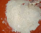 A picture of step 3 of Khasta Karara Lacha Paratha.