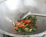 Foto langkah ke 3 dari resep Tumis bakso putren (jagung muda).