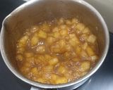 A picture of step 3 of Whole wheat Apple crumble cake.