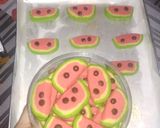 Foto langkah ke 6 dari resep Kue Kering Semangka.