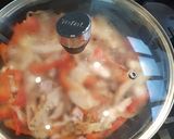 Foto del paso 2 de la receta: Vegetales salteados con pollo