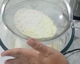 Foto langkah ke 6 dari resep Trio chocomoca batik cake.