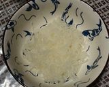 Foto langkah ke 5 dari resep Soto Ayam ala Kadipiro Yogya.