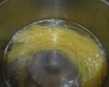 Foto langkah ke 2 dari resep Spaghetti Goreng Bumbu Kari.