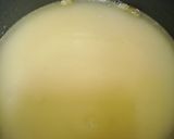 A picture of step 2 of Suji Halwa.