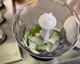 Une image de l'étape 3 de Gâteau aux fruits secs, citron vert et anis.