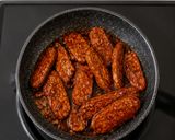 Foto langkah ke 4 dari resep Sticky Gochujang Tempeh.