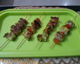 A picture of step 3 of Paneer hariyali tikka.