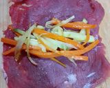 Foto del paso 8 de la receta: Rollitos de carne con verduras acompañado de un puré de elote