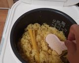 Foto langkah ke 2 dari resep Nasi kuning simpel.