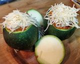 Foto del paso 7 de la receta Calabacín relleno de chili con carne y queso