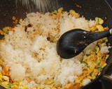 Foto langkah ke 3 dari resep Nasi Goreng Hong Kong.