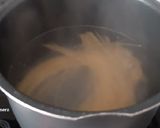 Foto del paso 1 de la receta: Espaguetis "aglio, olio e peperoncini"