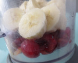 Foto del paso 3 de la receta: Batido isotónico de cerezas con Agua de Mar