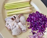 Hình bước làm 1 của món Chả Mực Bắp Cải Tím (Bé Ăn Dặm)