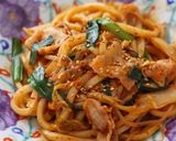 A picture of step 7 of ☆Pork Kimchi Stir-Fried Udon☆.