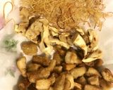 รูปขั้นตอนการทำที่ 2 ของ Thai Spicy Milky Mushroom Salad(ลาบเห็ดมิลกี้3สไตล์)