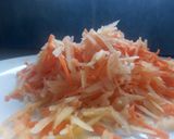A picture of step 4 of Unripe Papaya Salad 🥗.