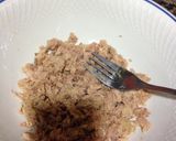 A picture of step 1 of Canned Tuna Burgers.