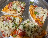 A picture of step 7 of Desi Tandoori Pizza.