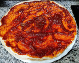 Foto del paso 1 de la receta: Pizza de hamburguesa con cebolla y Queso (invención mía)