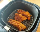 รูปขั้นตอนการทำที่ 1 ของ หมูกรอบผัดพริกเผา คีโต