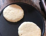 Φωτογραφία βήματος 4 της συνταγής Fluffy American pancakes - με σάλτσα από άγρια μούρα