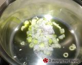 A picture of step 6 of Multi-colored vegetable soup.