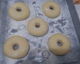 Foto langkah ke 5 dari resep Donat Empuk no kentang.