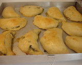 Foto del paso 18 de la receta: Empanadillas caseras de tomate, de espinacas y de cebolla