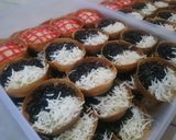 Foto langkah ke 5 dari resep Martabak Manis Mini Irit Layak Jual + tips.