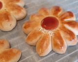 A picture of step 6 of 🌻🍞Sunflower Bread🍞🌻.