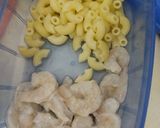 Foto langkah ke 1 dari resep Sup Makaroni Pelangi.