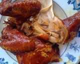 Hình bước làm 7 của món HongKong Soy Sauce Chicken        (Gà nấu tương kiểu HongKong)