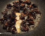 A picture of step 2 of Stir fry Asparagus with black fungus.