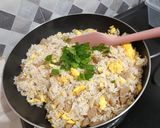 Foto langkah ke 5 dari resep Nasi Goreng Putih.