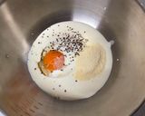 A picture of step 1 of Japanese Carbonara🇯🇵.