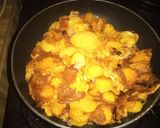 A picture of step 8 of Fried potatoes omelette.