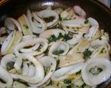 Foto del paso 5 de la receta: Calamares (3 formas de hacerlos) como limpiarlos
