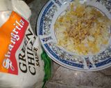 A picture of step 2 of Bhel Puri Chaat.