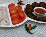 A picture of step 6 of Kachay Qeemay ke kebab.