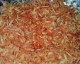A picture of step 2 of Gajar ka halwa.